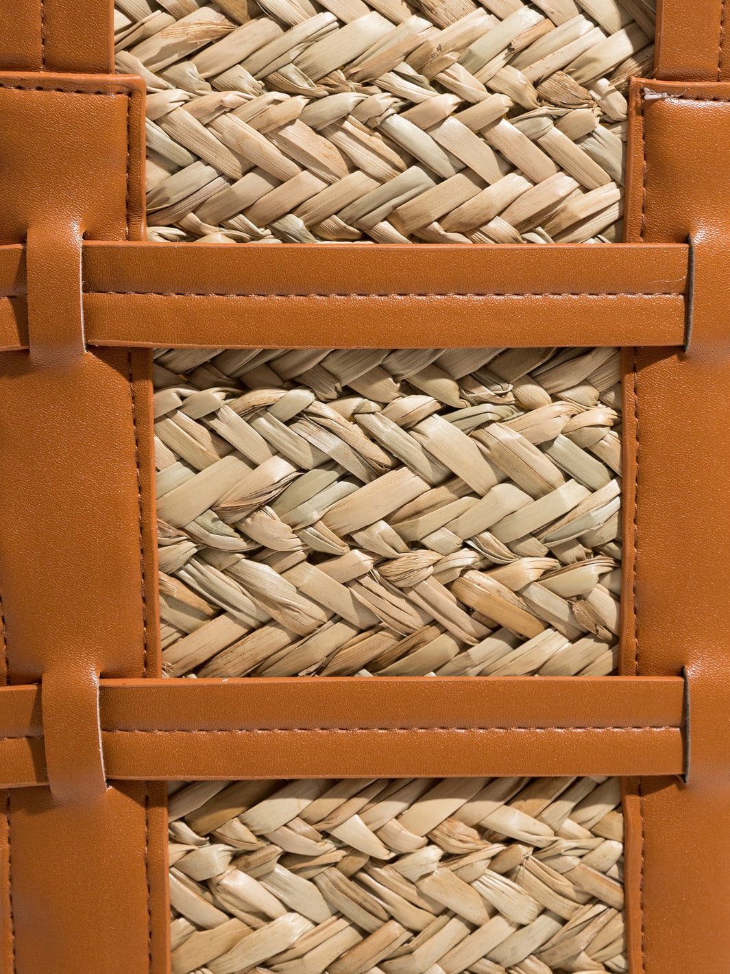 Wicker and leather tote bag <br>Veyric