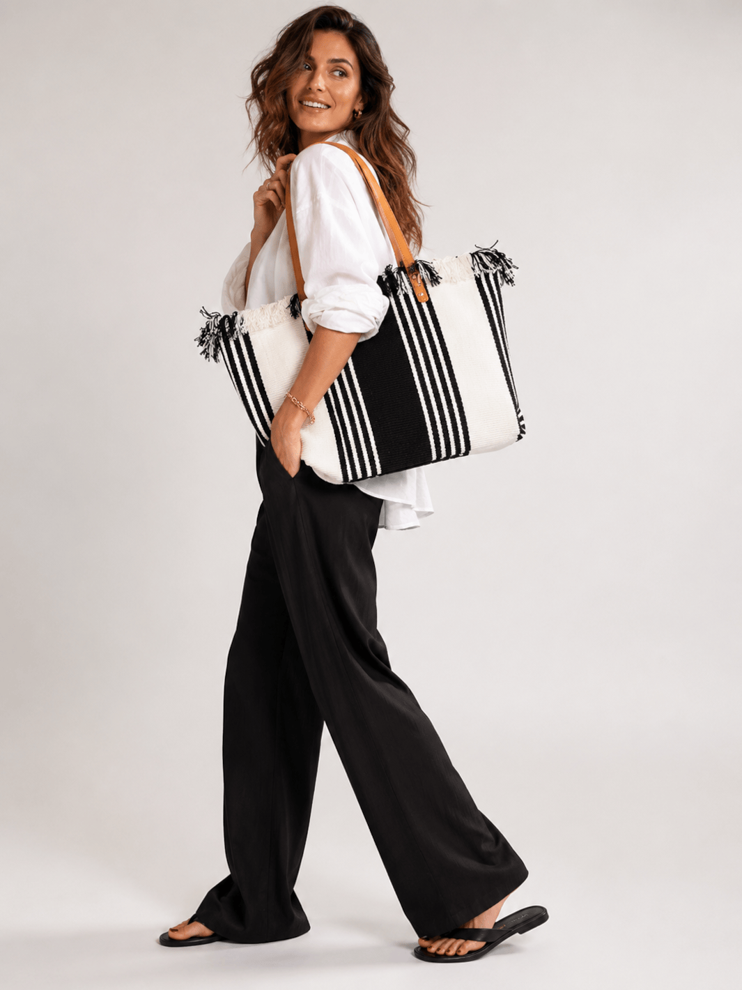 sac noir et blanc femme