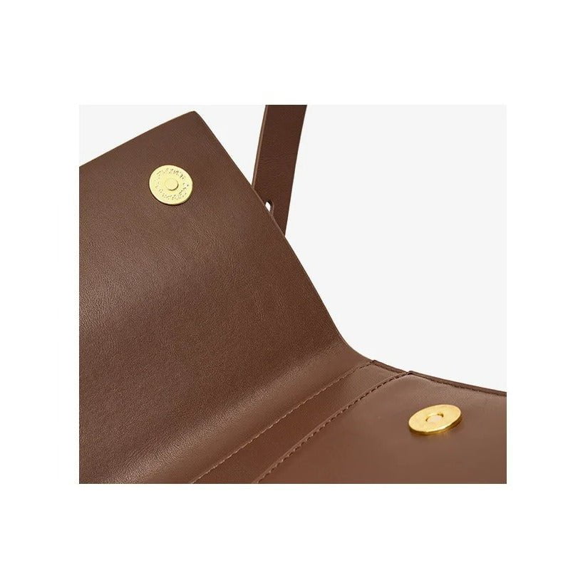 Rectangular leather shoulder bag