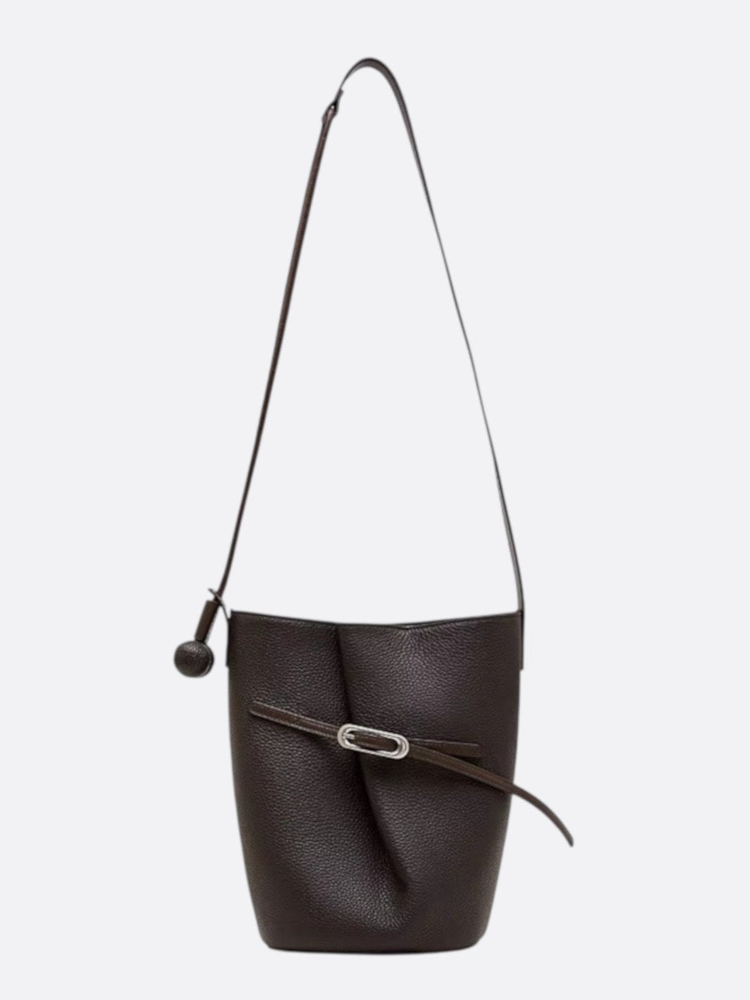 sac seau marron cuir
