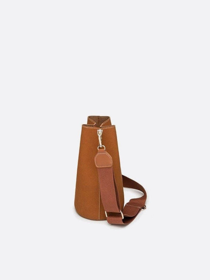 Sac seau en cuir brossé <br>Lysandre