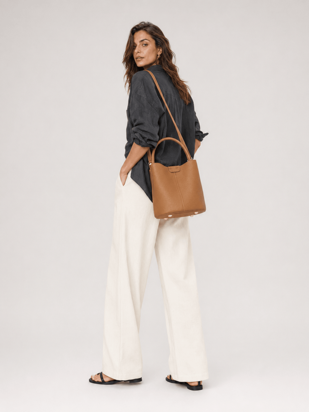 sac seau cuir grainé femme