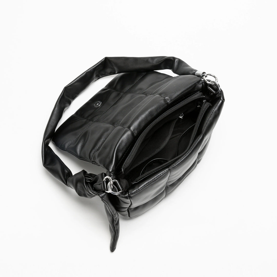 Quilted leather shoulder bag 